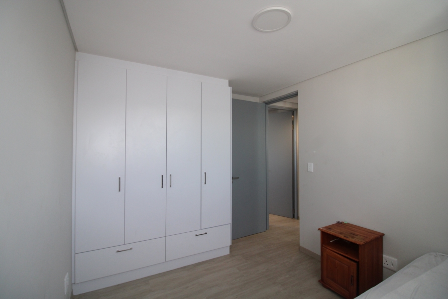 To Let 2 Bedroom Property for Rent in Somerset West Western Cape